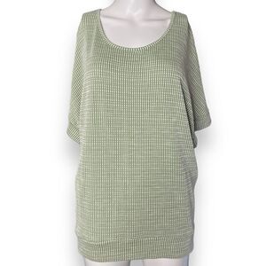 Daytrip Patterned Short Sleeve Top Green & White Size Medium